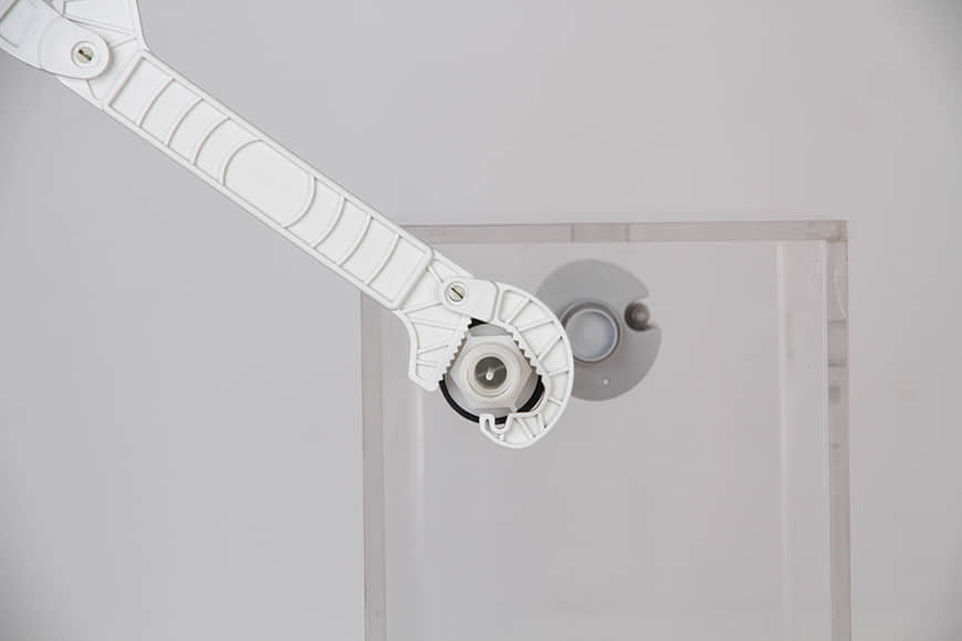 Llave para v&aacute;lvula de llenado de inodoro y v&aacute;lvula de descarga 5