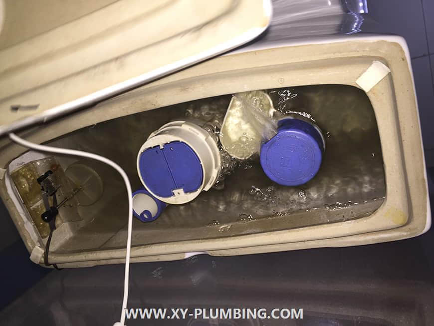 Descargador de inodoro autom&aacute;tico 9