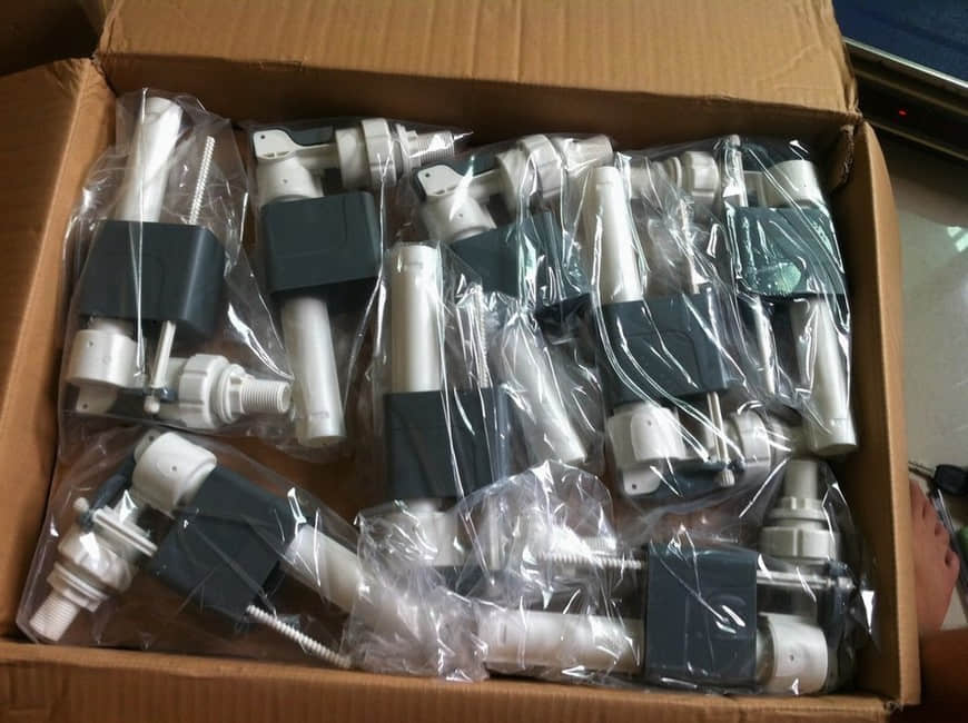 V&aacute;lvula de llenado de inodoro lateral B3210 6