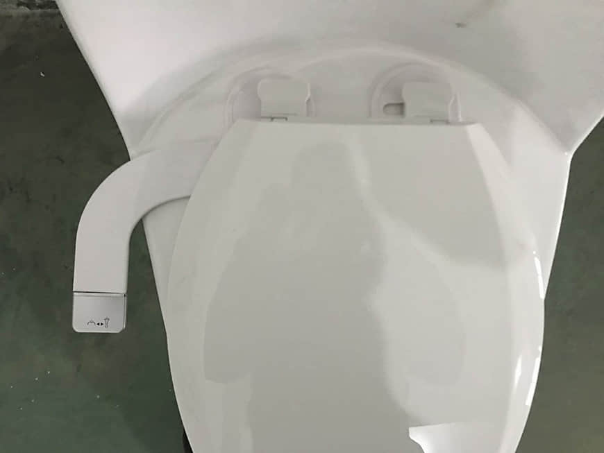 accesorio para bid&eacute; con doble boquilla 5