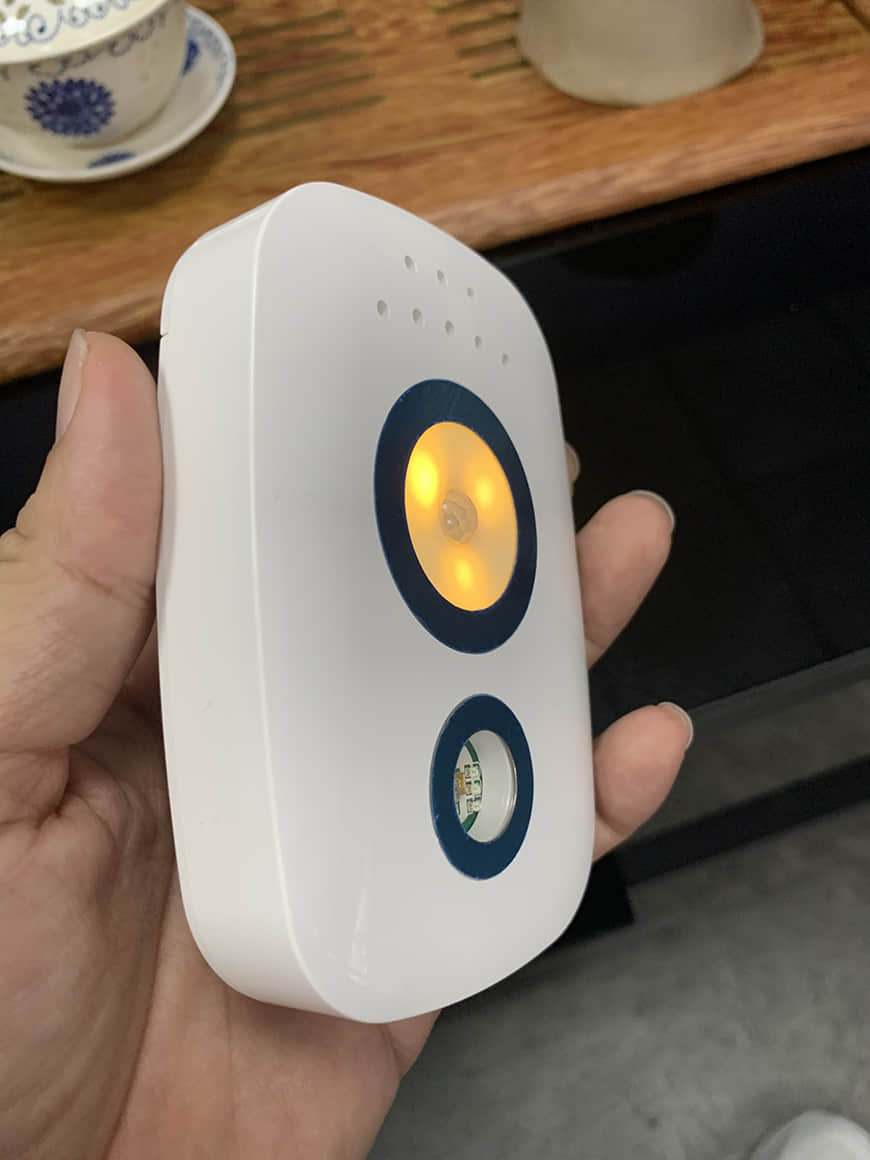 Esterilizador de luz para inodoro UVC 2