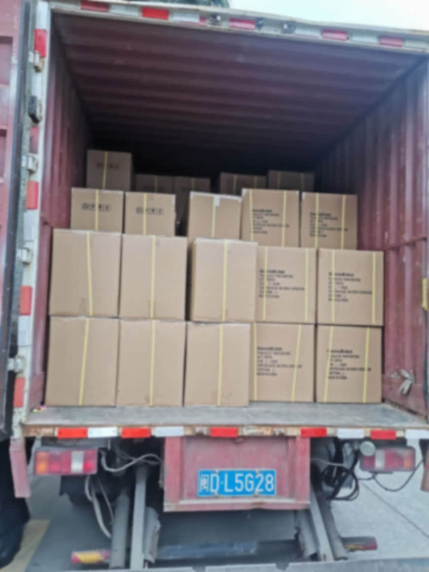 1 cami&oacute;n cargando 6